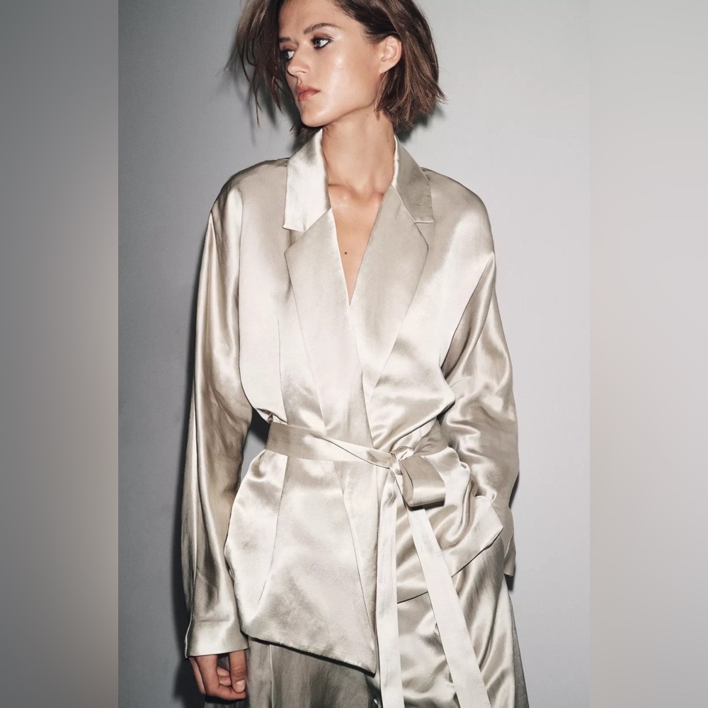 Zara Limited Edition SATIN EFFECT BLAZER WITH BELT sz.S